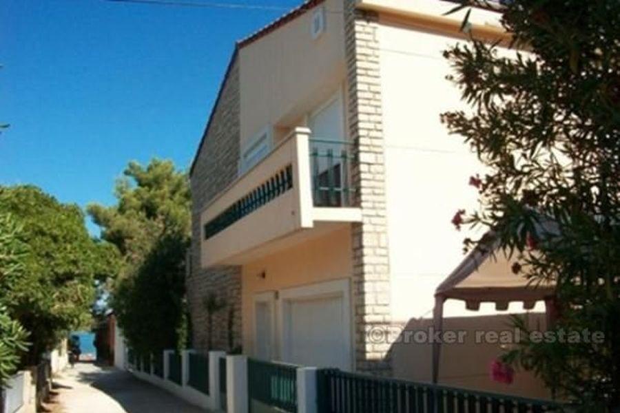 Pirovac. Holiday house