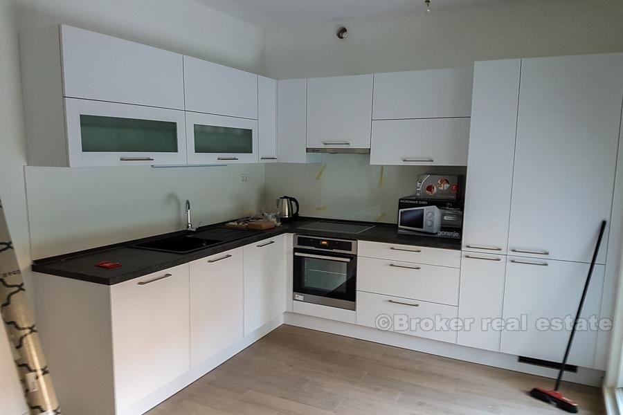 Split - 2 roms leilighet