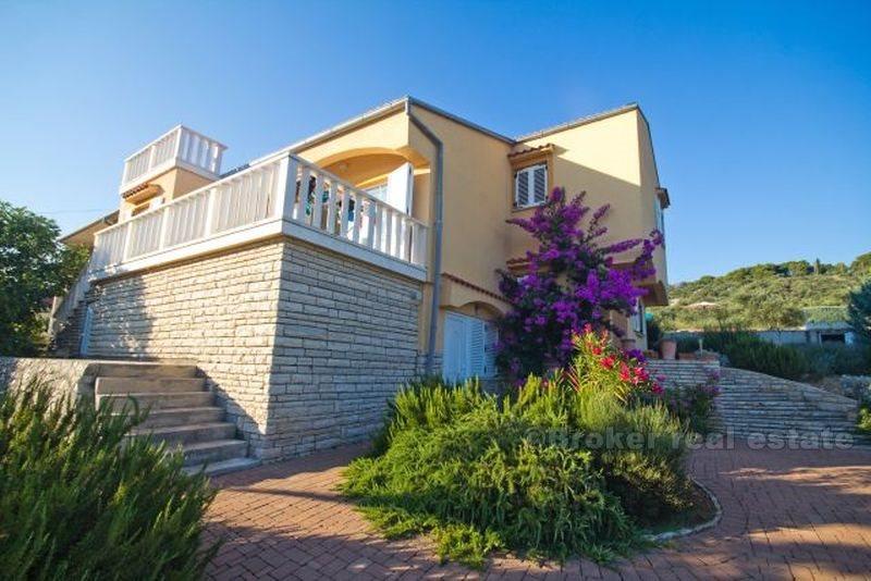 Hus og land - øya Ugljan