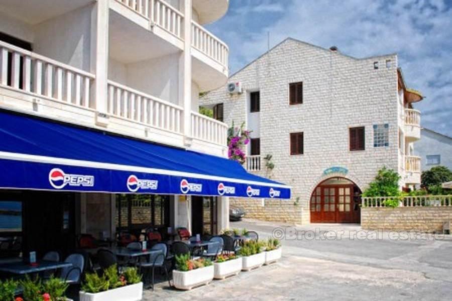 Hotel prvi red do mora - Omiško područje