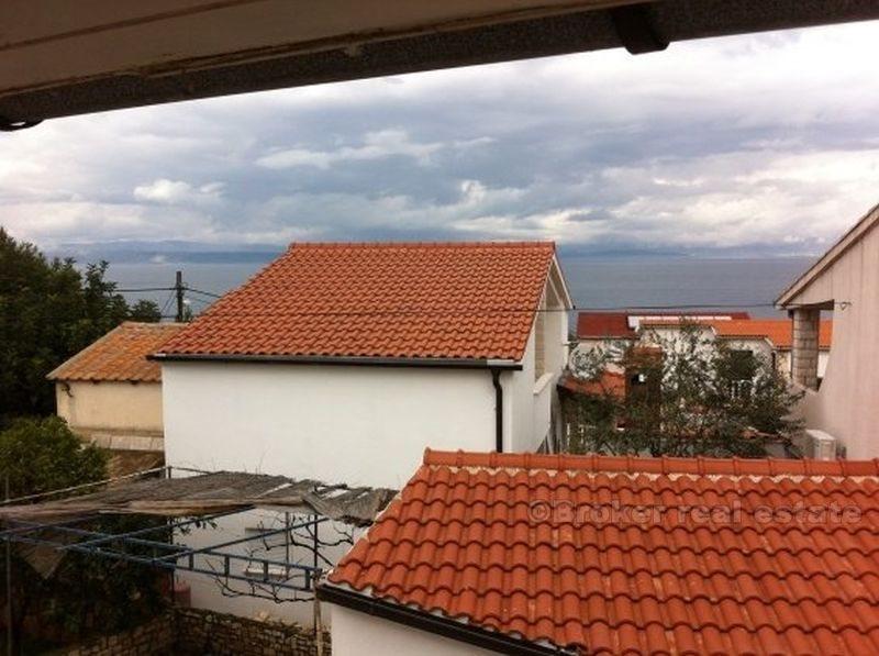 Остров Шолта, дом