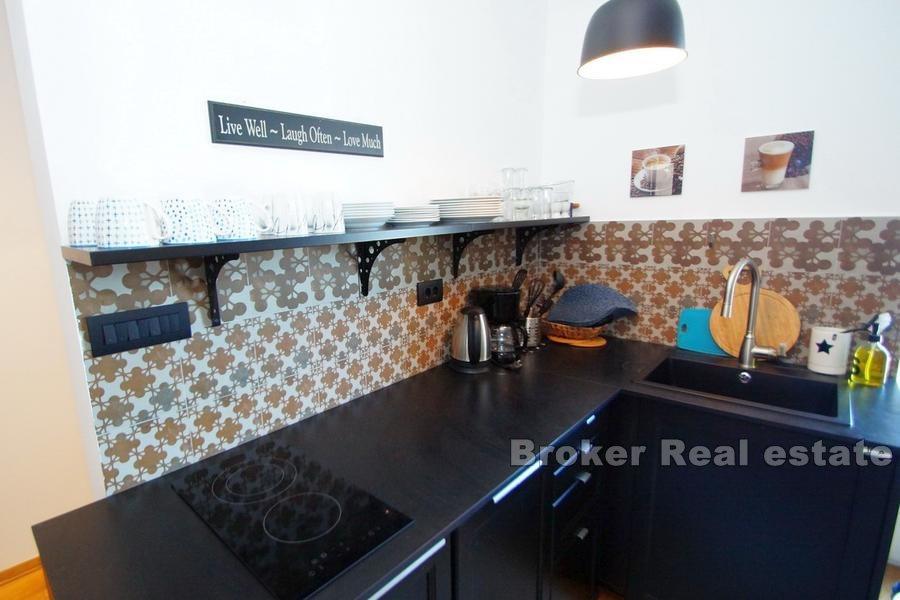 Šibenik - Apartmán první řada k moři