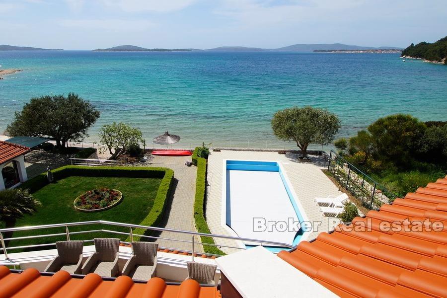 Near Sibenik - Family villa in the first row to the sea