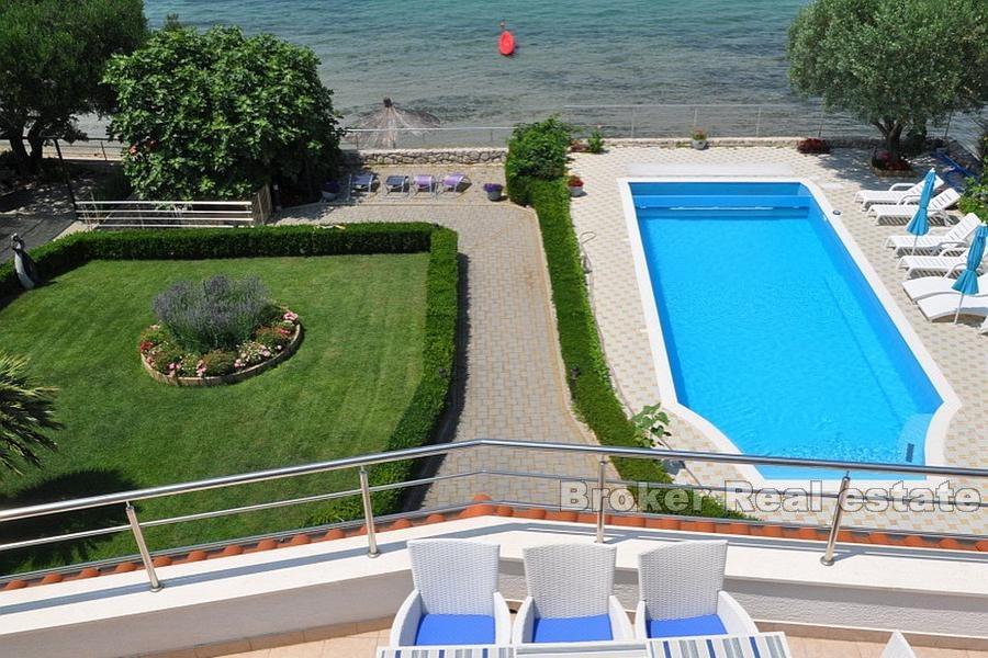 Near Sibenik - Family villa in the first row to the sea