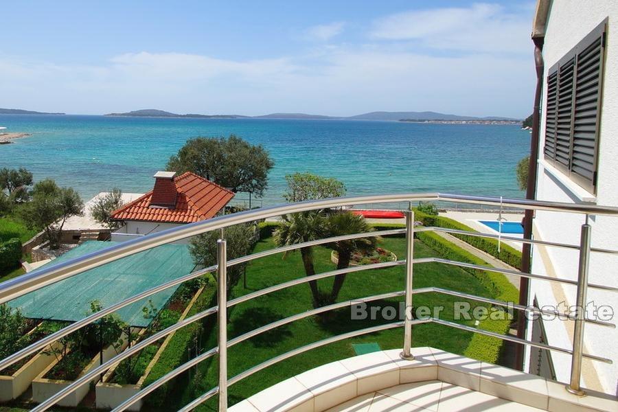 Near Sibenik - Family villa in the first row to the sea