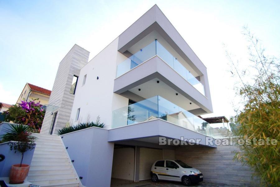 Blízko Šibeniku - Vila s výhledem na moře