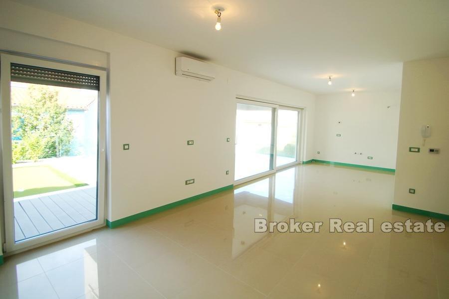 Blízko Šibeniku - Vila s výhľadom na more