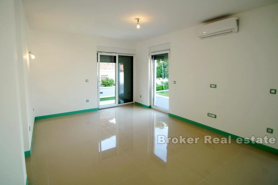 Blízko Šibeniku - Vila s výhľadom na more