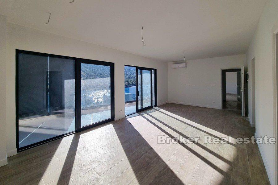 Возле Рогозницы - Квартира в первом ряду от моря