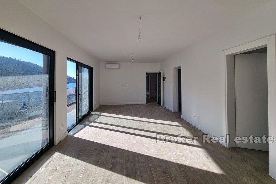 Возле Рогозницы - Квартира в первом ряду от моря