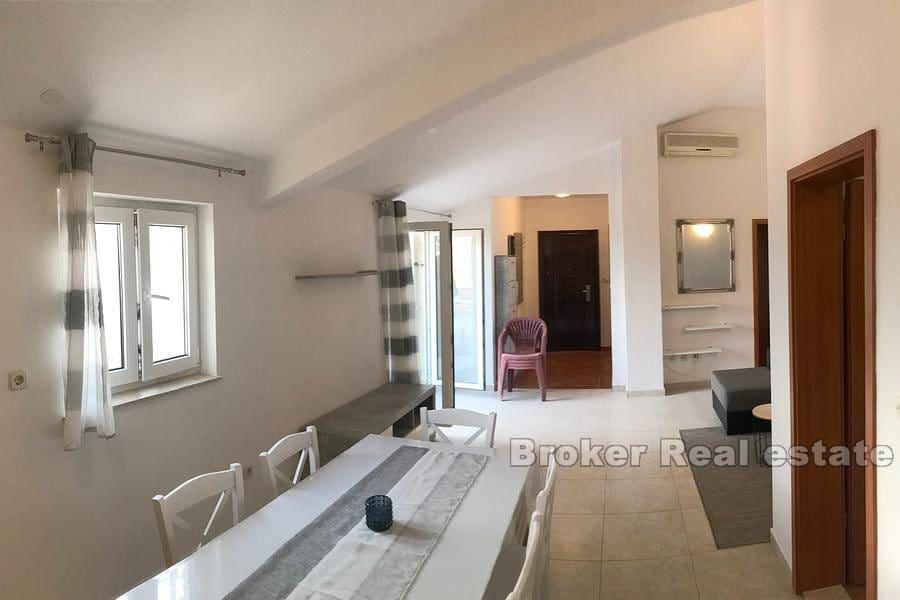 Makarska - Three bedroom apartment with sea view