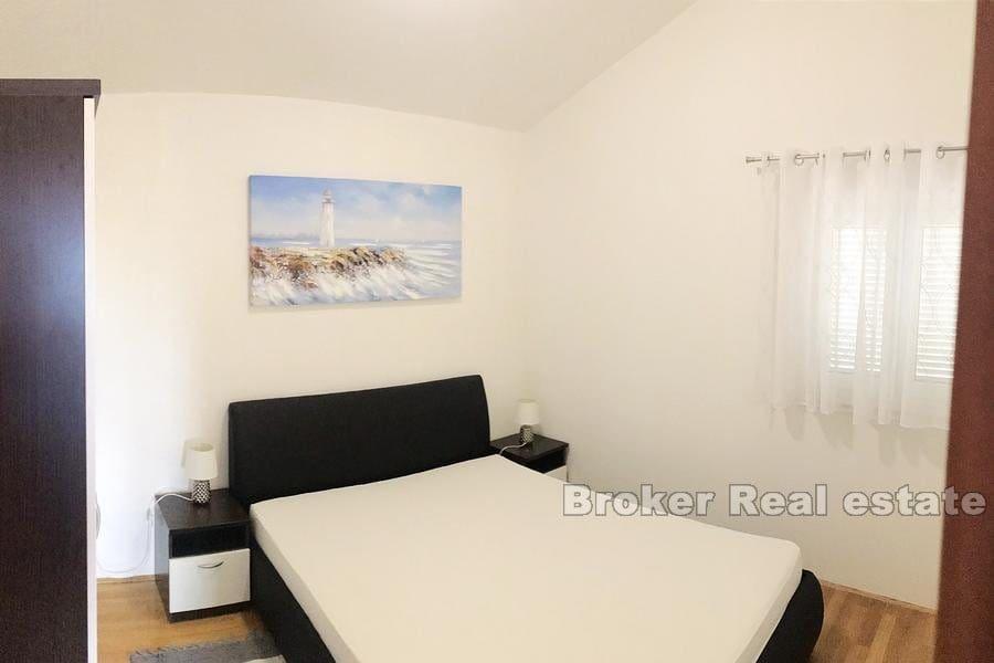 Makarska - Three bedroom apartment with sea view