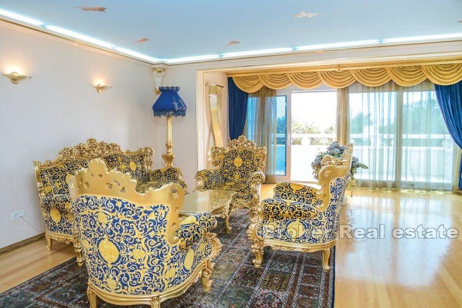 Makarska - Unik villa med basseng