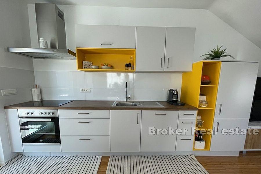 Ostrov Pag - mezonetový apartmán s výhledem na moře