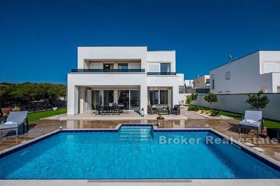 Isola di Pag - Villa con piscina e vista mare