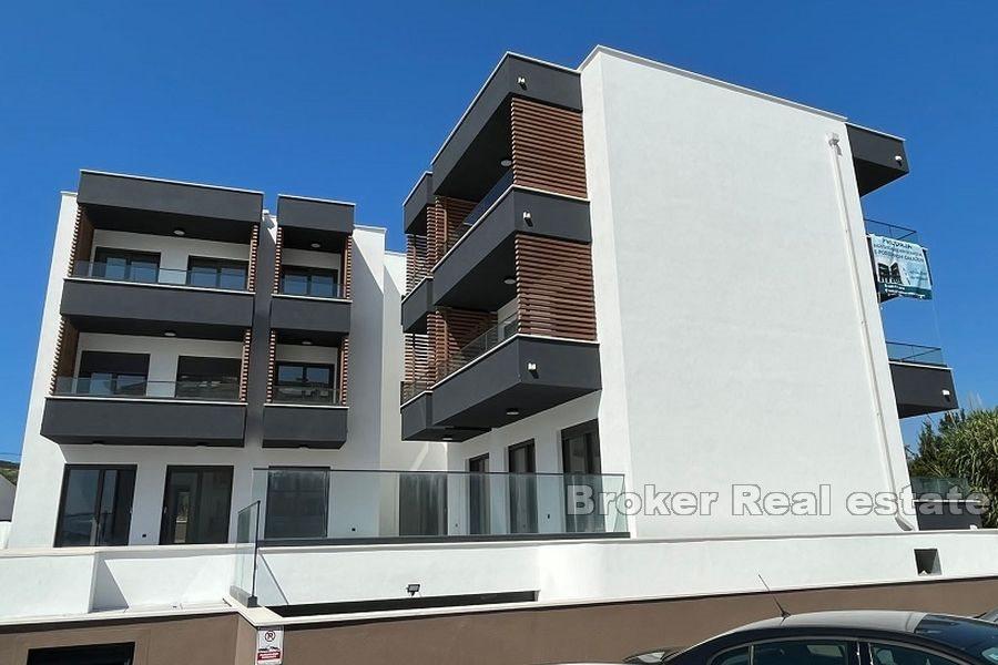 Island Čiovo - Moderne leilighet med svømmebasseng i en ny bygning