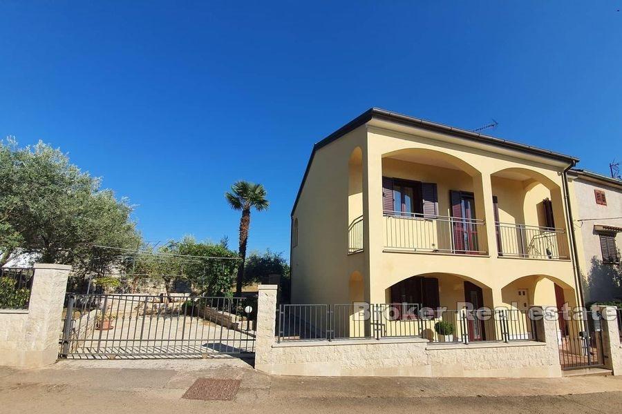 Porec - Maison familiale dans un endroit calme