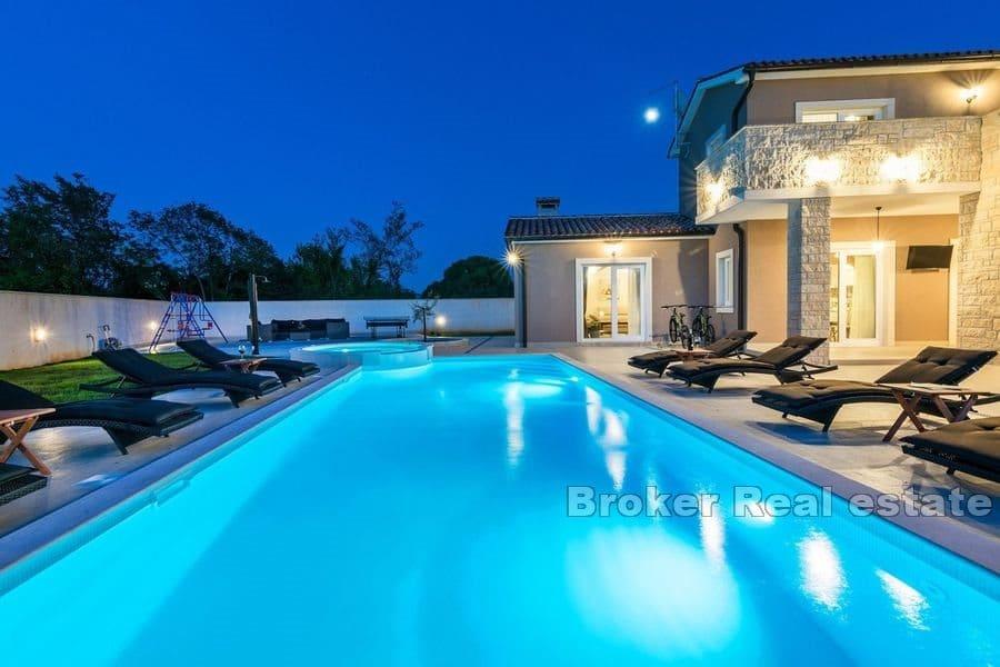 Porec - Nowoczesna willa z basenem