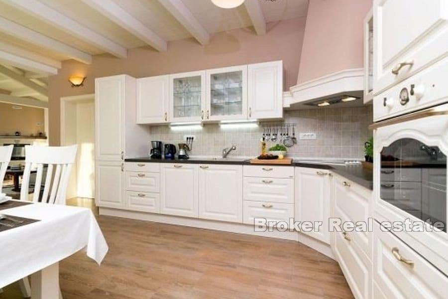 Porec - Nowoczesna willa z basenem