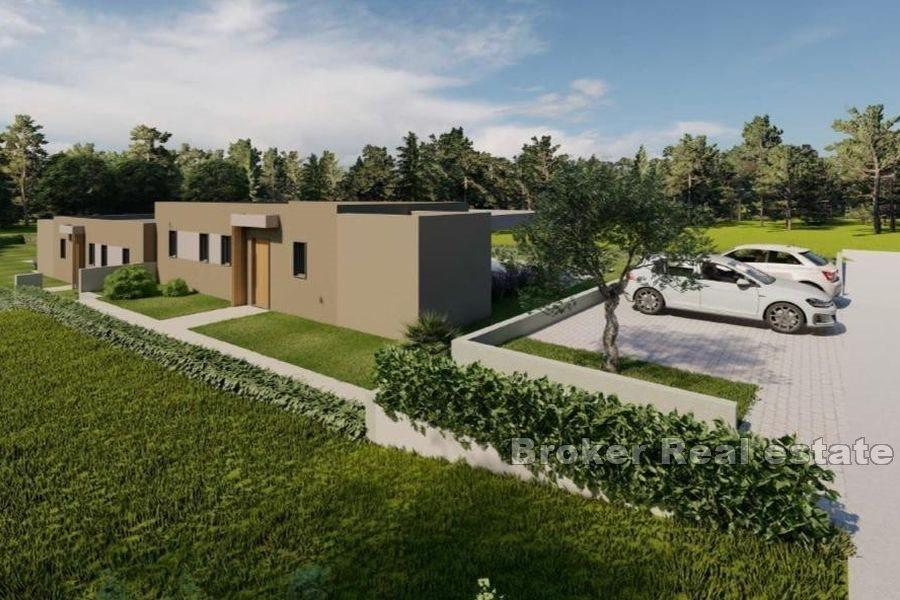 Pisino - Casa a un piano con piscina