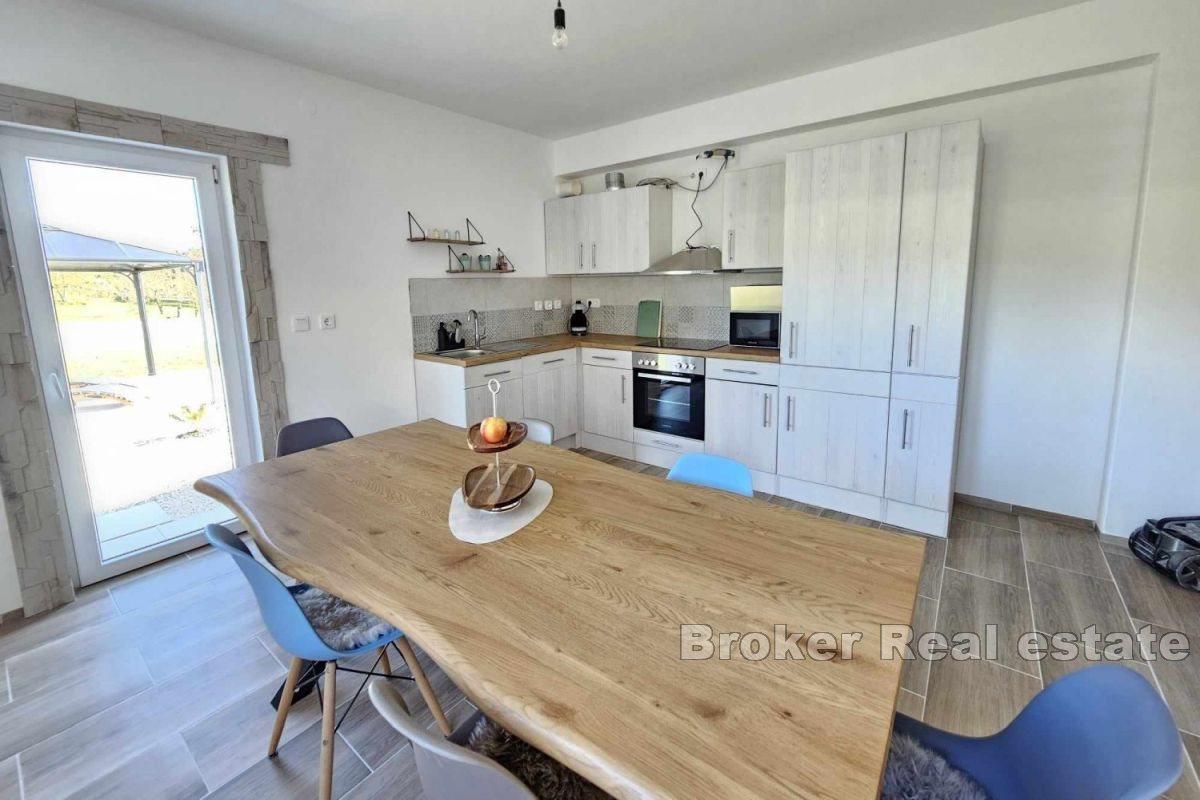 Ground floor house with pool