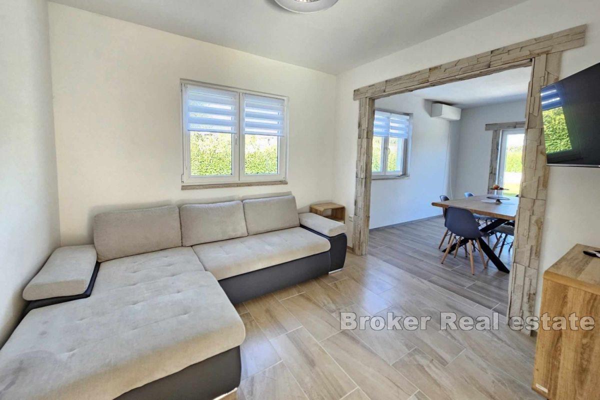 Ground floor house with pool