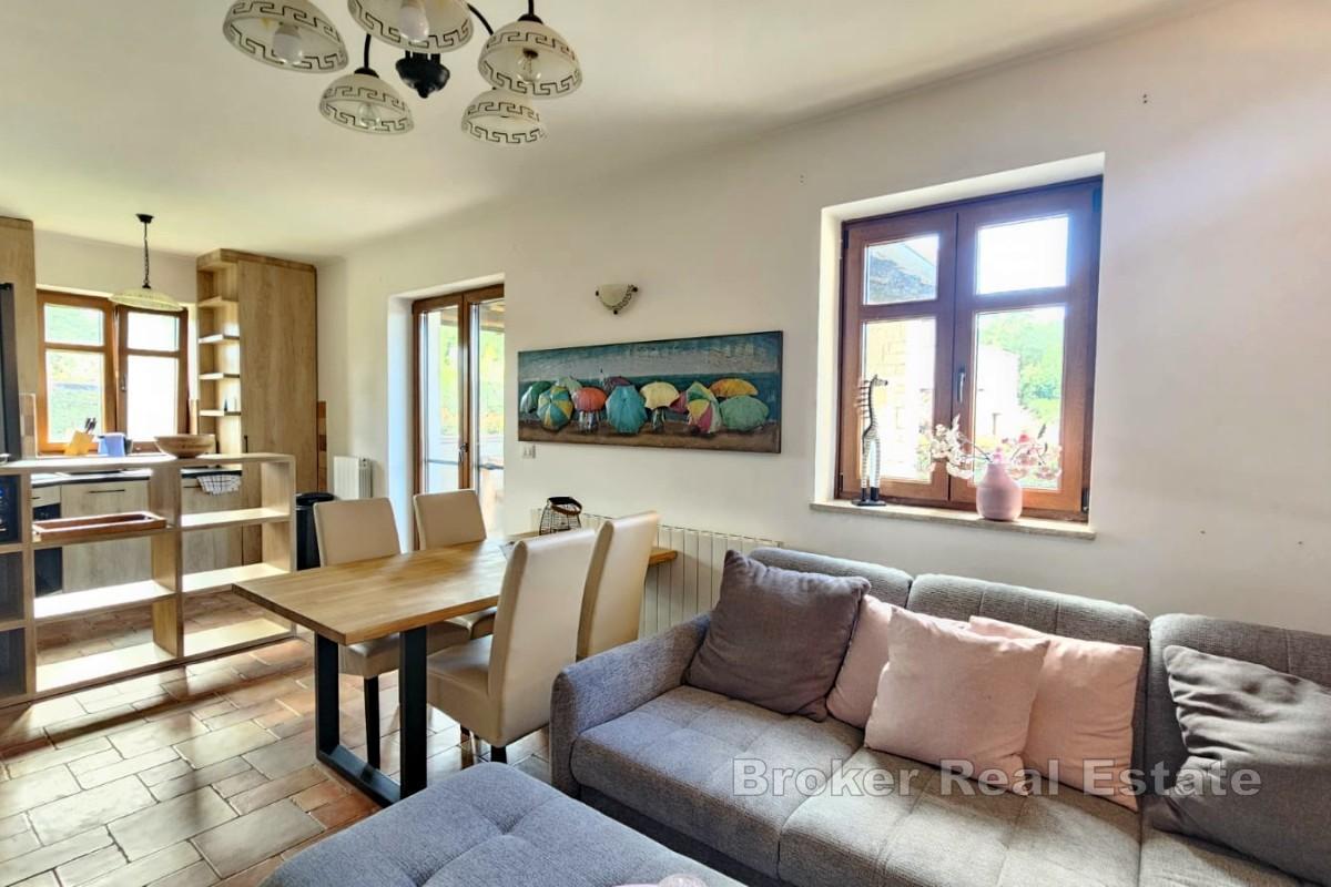 Dom s bazénom v centrálnej Istrii