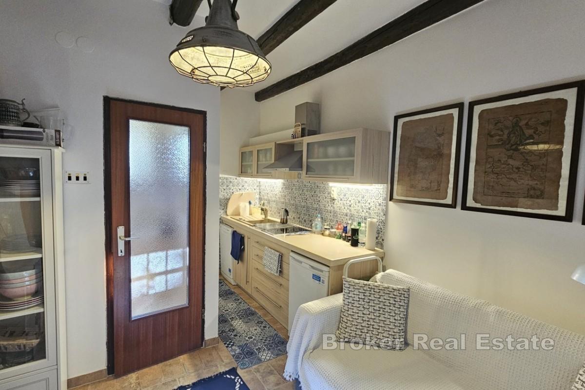 Maison rénovée avec terrasse et vue mer