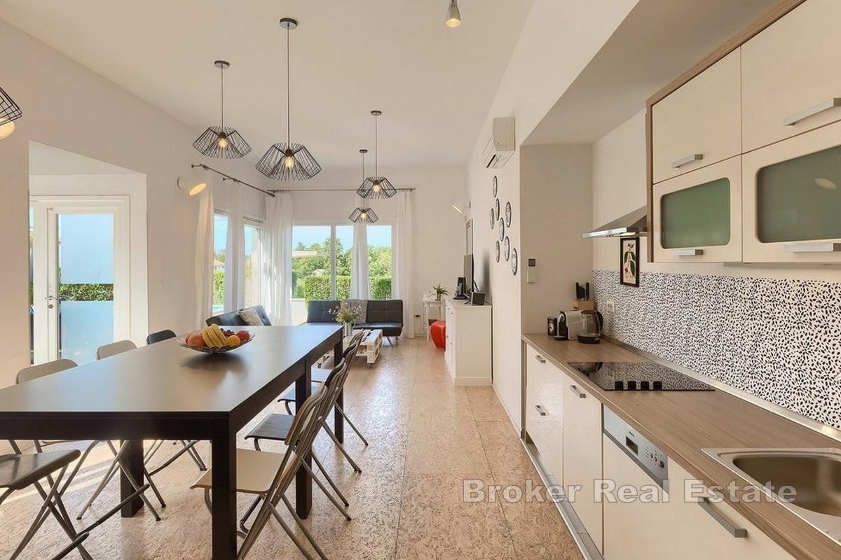 Komforna prizemnica s bazenom