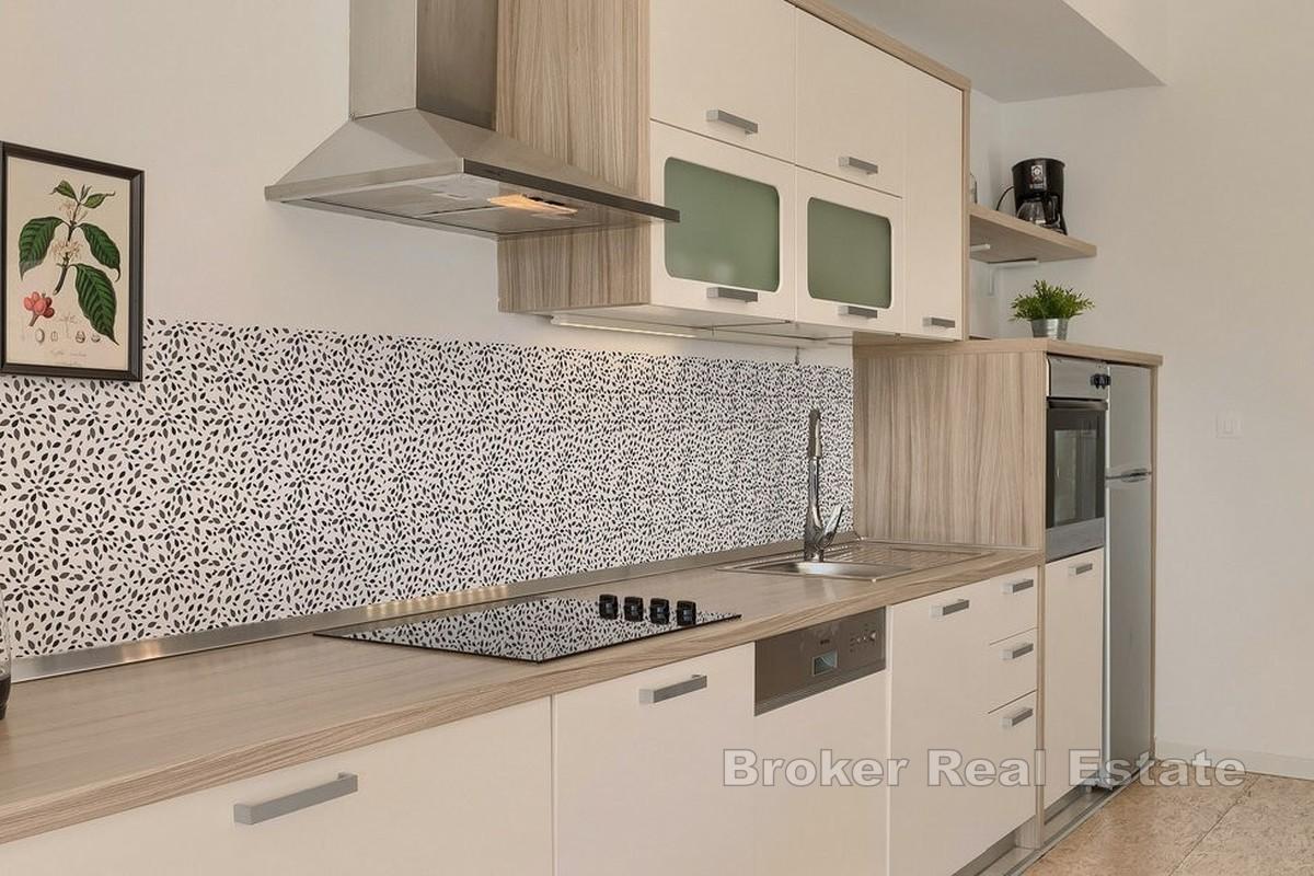 Komforna prizemnica s bazenom