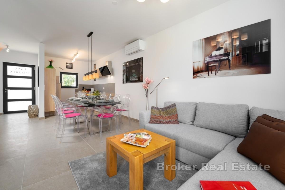 Nowoczesny dom szeregowy blisko morza