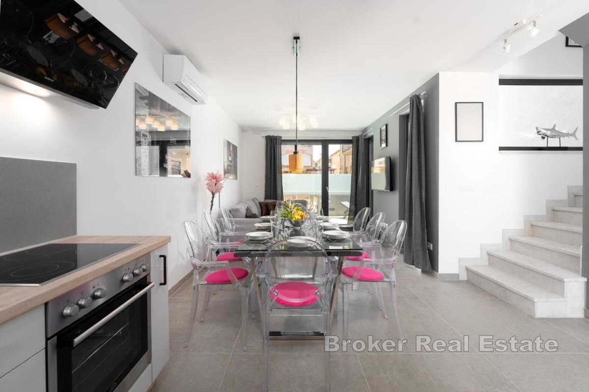 Nowoczesny dom szeregowy blisko morza