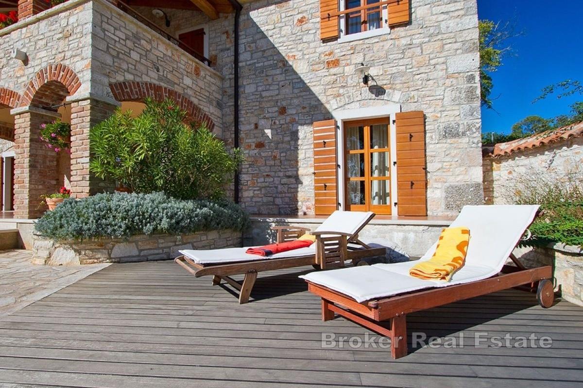 Steinvilla i fredelige omgivelser