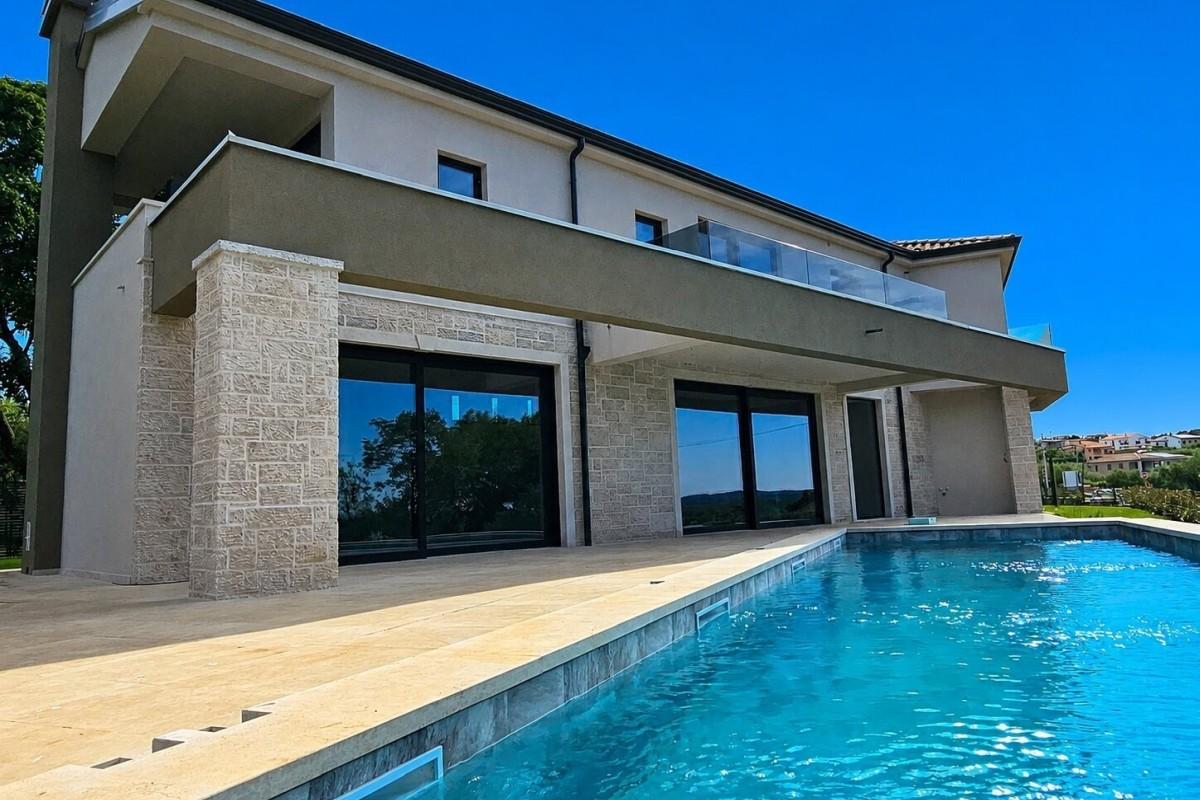 001-1014-60-Porec-modern-villa-with-sea-view-for-sale