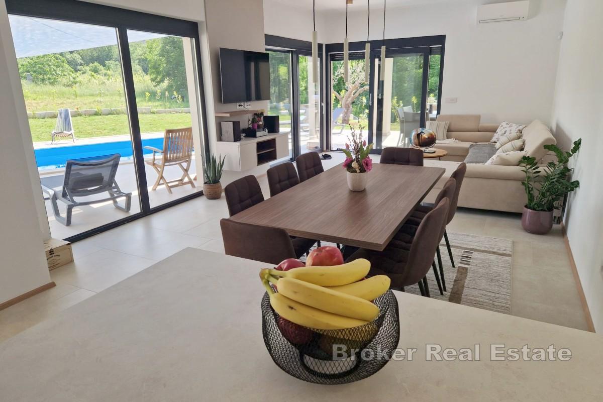 Eingeschossiges Haus mit Pool in istrischer Umgebung