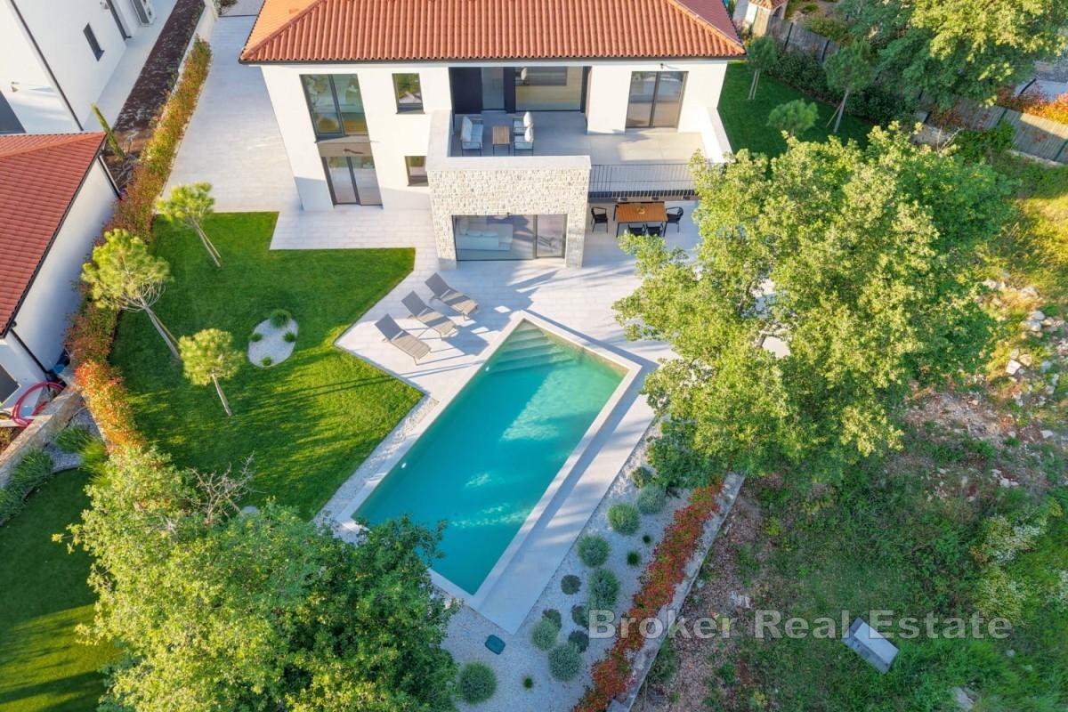 Luxuriöse Villa mit Pool und Sauna