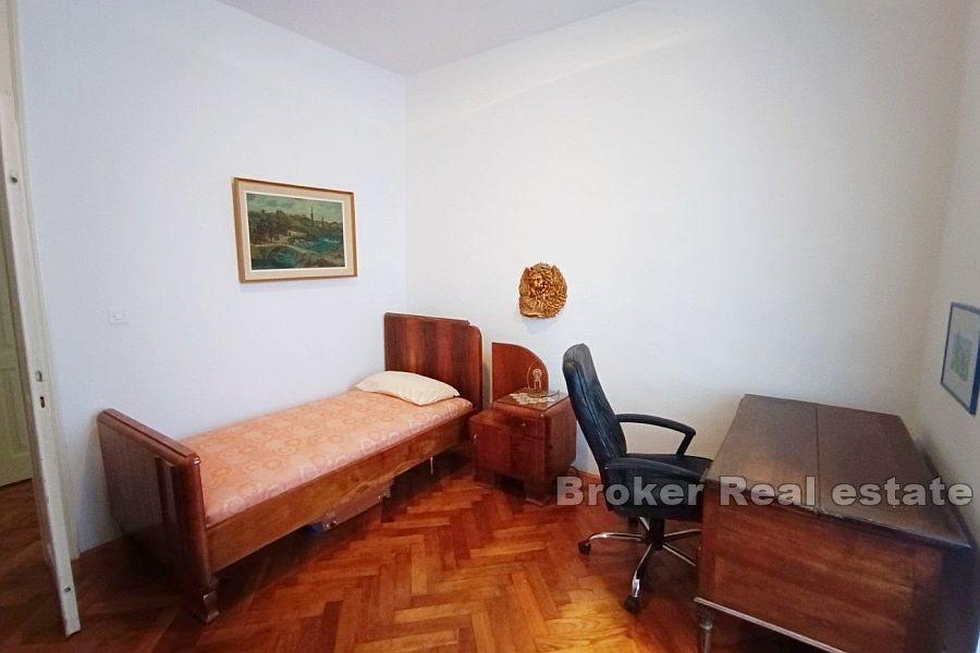 Dubrovník - Komfortný štvorizbový byt v centre
