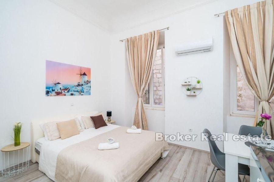 Dubrovnik - Four spacious apartments in the heart of the city