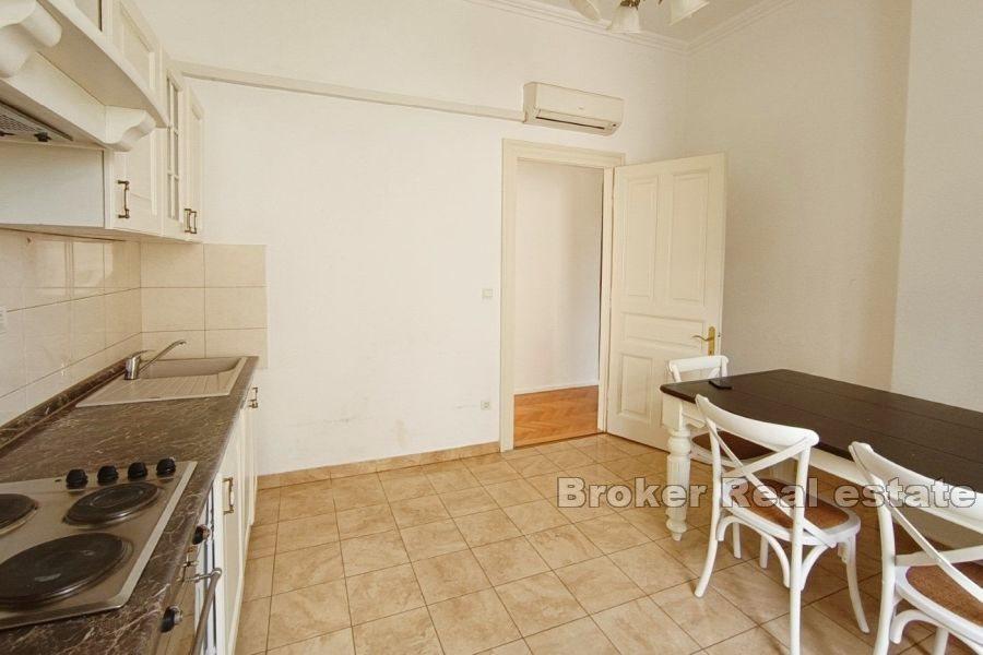 Dubrownik - Mieszkanie z pięknym podwórkiem