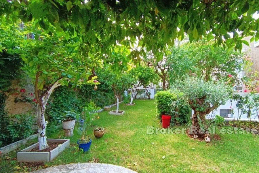 Dubrownik - Mieszkanie z pięknym podwórkiem