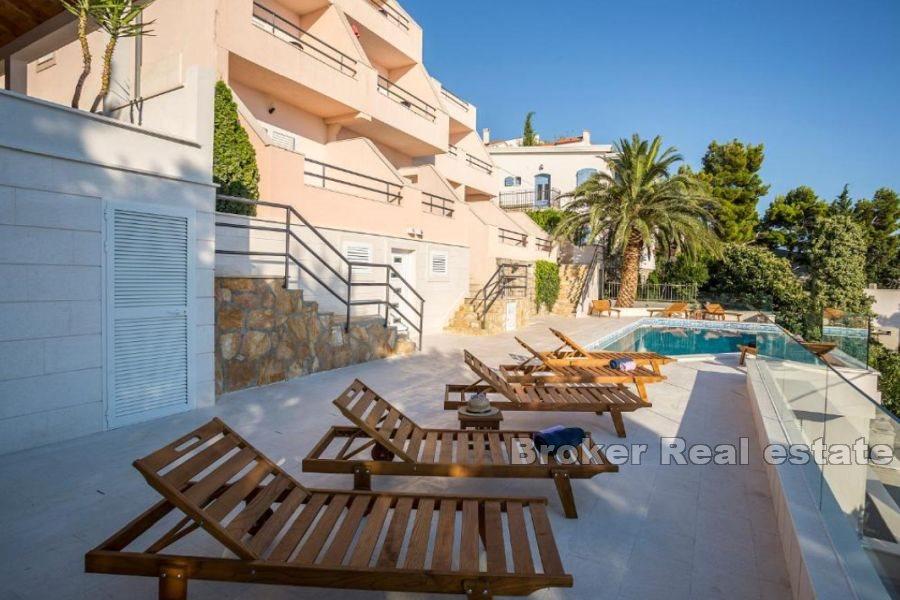Makarska - Dom apartamentowy w atrakcyjnej lokalizacji z widokiem na morze