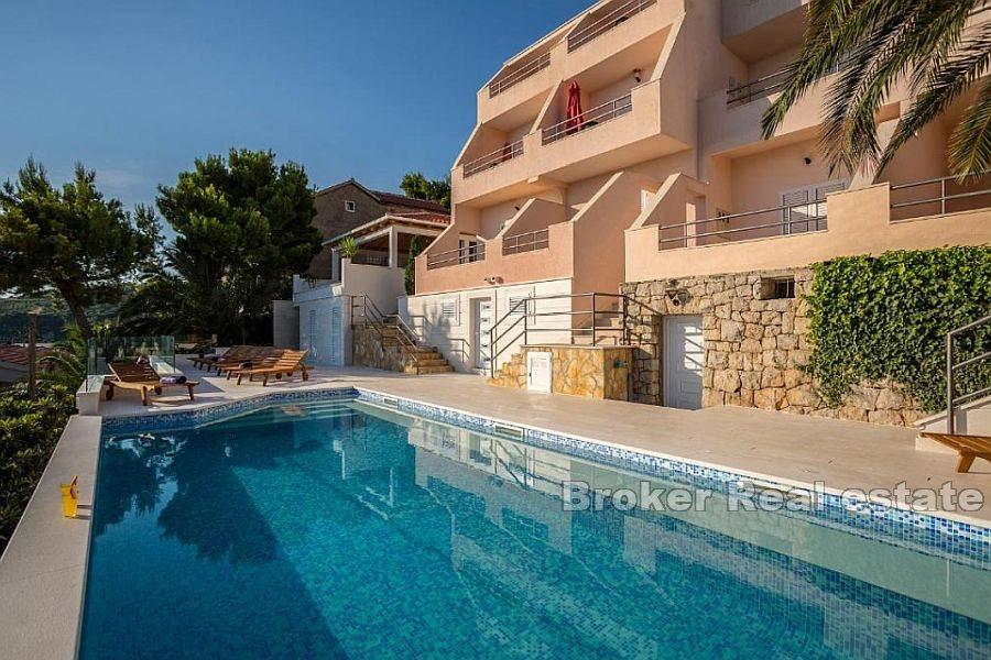 Makarska - Dom apartamentowy w atrakcyjnej lokalizacji z widokiem na morze