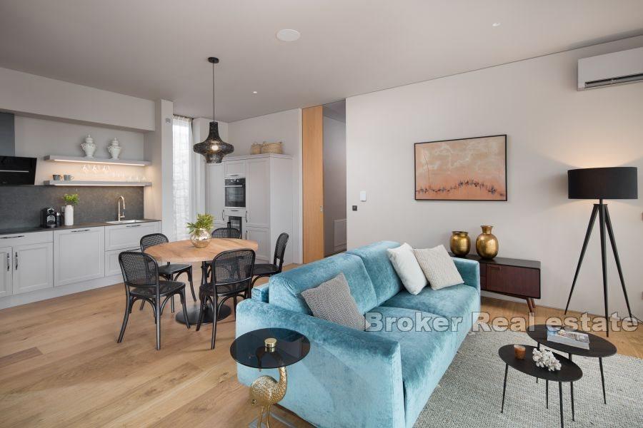 Pula - Moderne hus med svømmebasseng