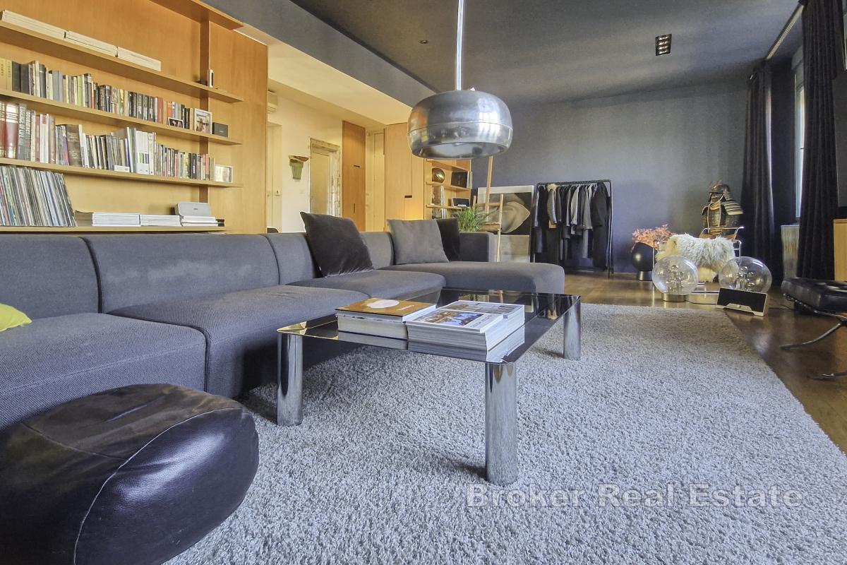 Lussuoso appartamento duplex in una posizione attraente