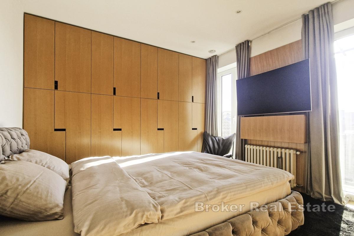Luksusowy apartament dwupoziomowy w atrakcyjnej lokalizacji
