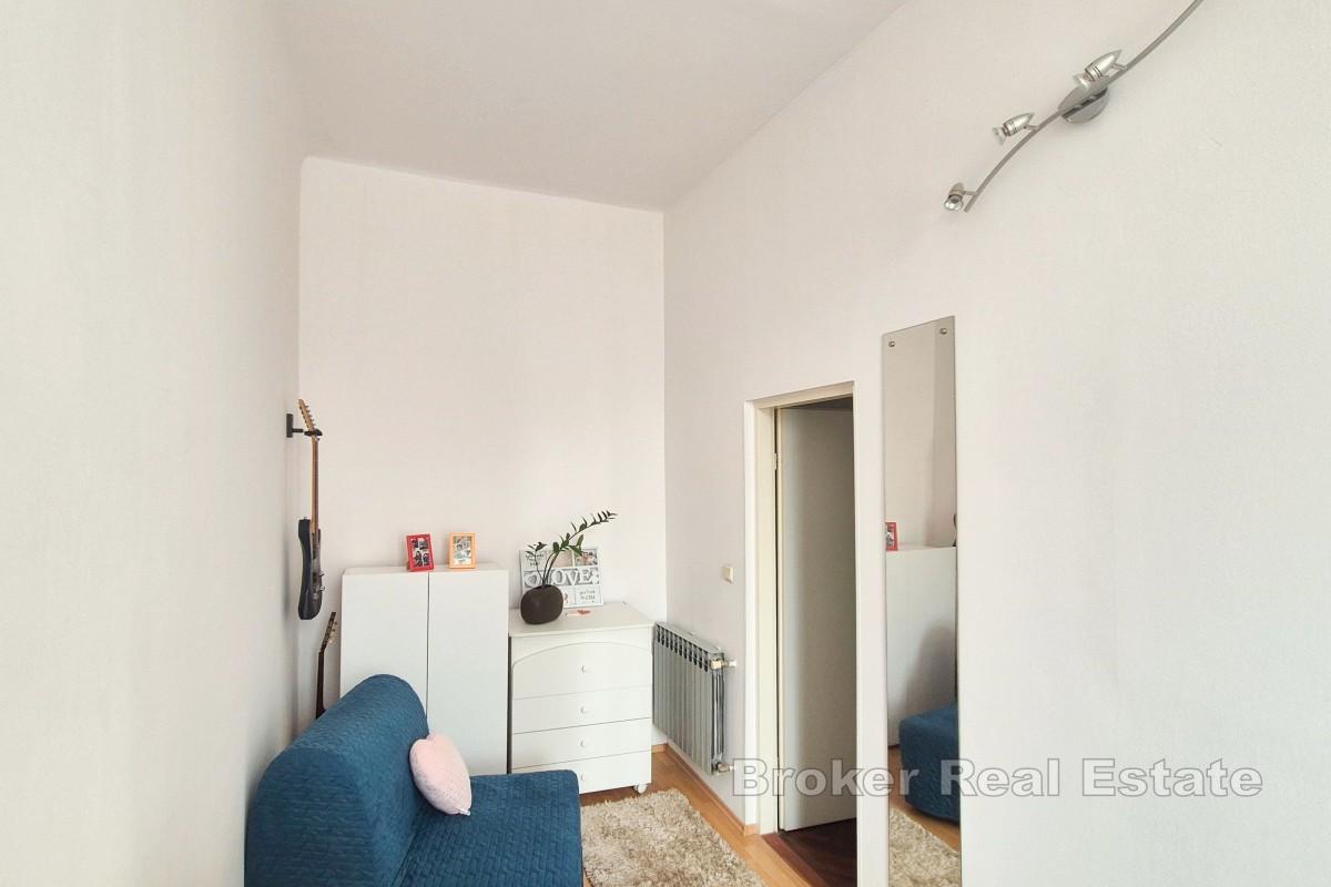 Treroms leilighet i sentrum