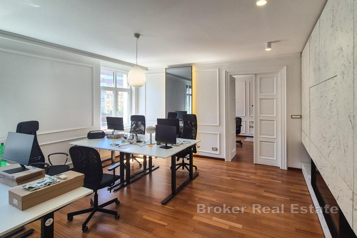 Trzypokojowe mieszkanie blisko centrum