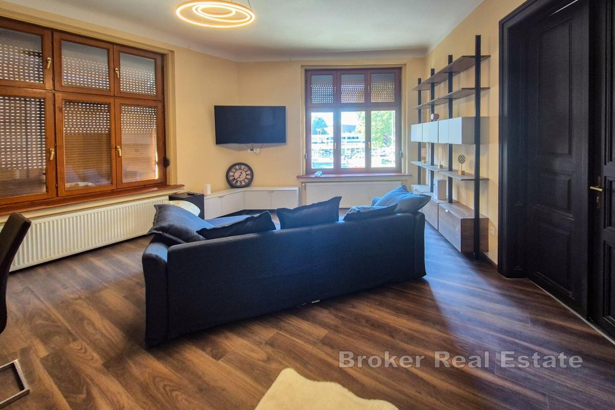 Dvosobni stan u blizini centra