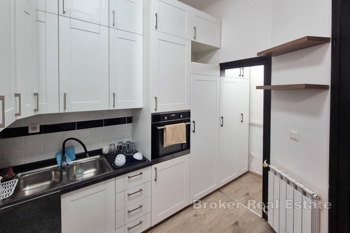 Dvosobni stan u blizini centra