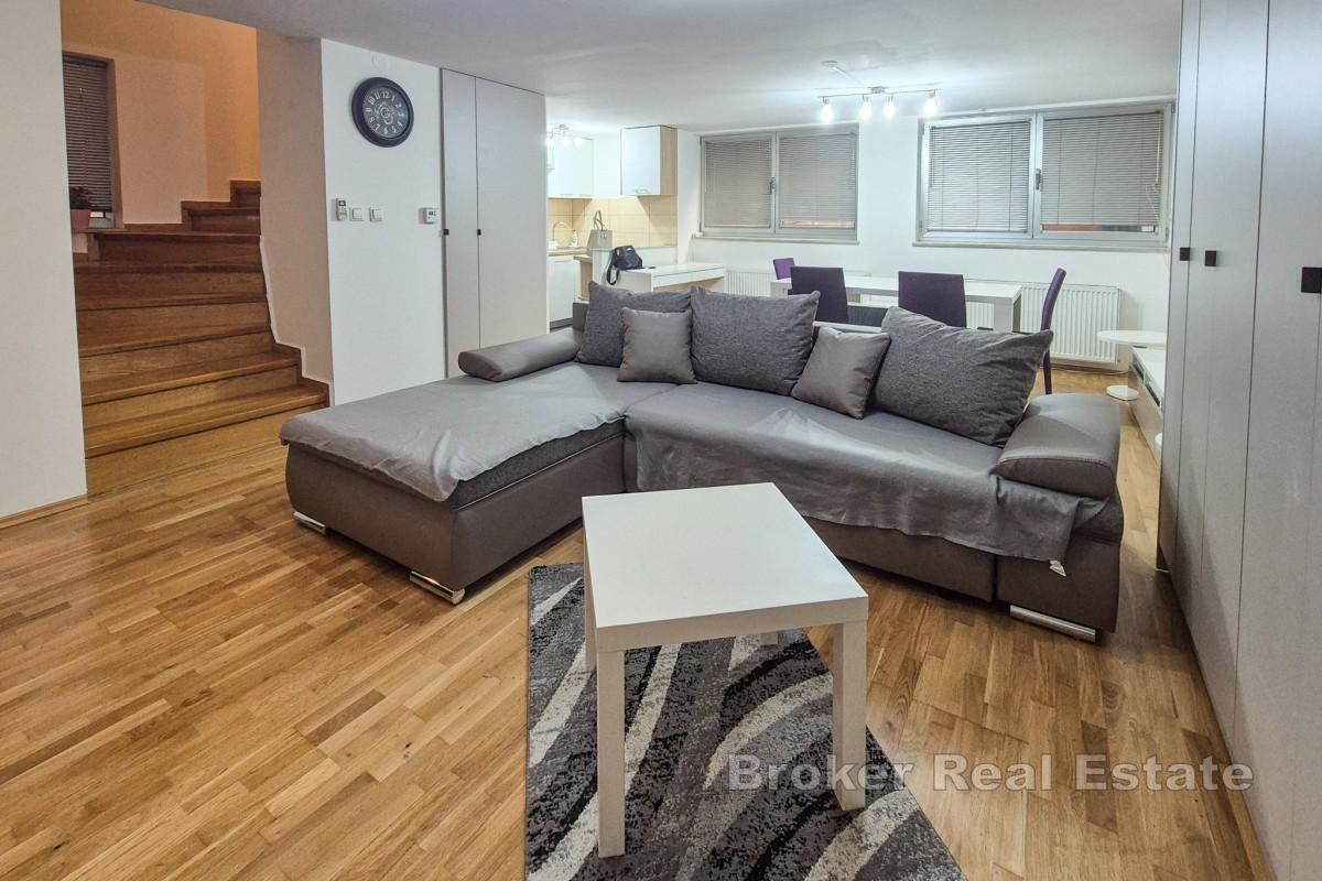 Zwei-Zimmer-Wohnung in Donji Grad